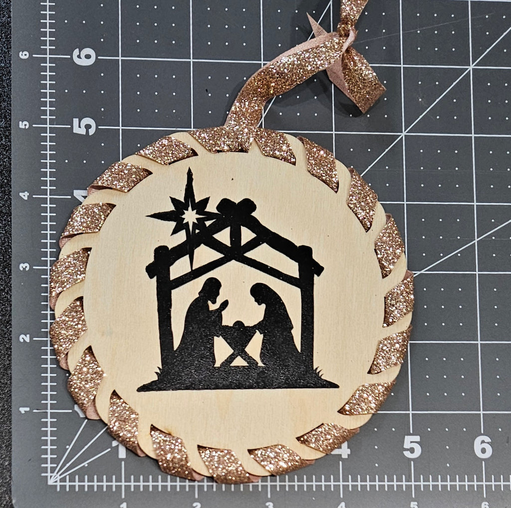 Nativity Round Woodend Ornament with Gillter Ribbon